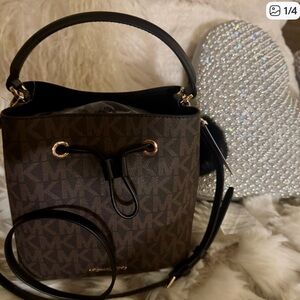 New Michael Kors Purse💗